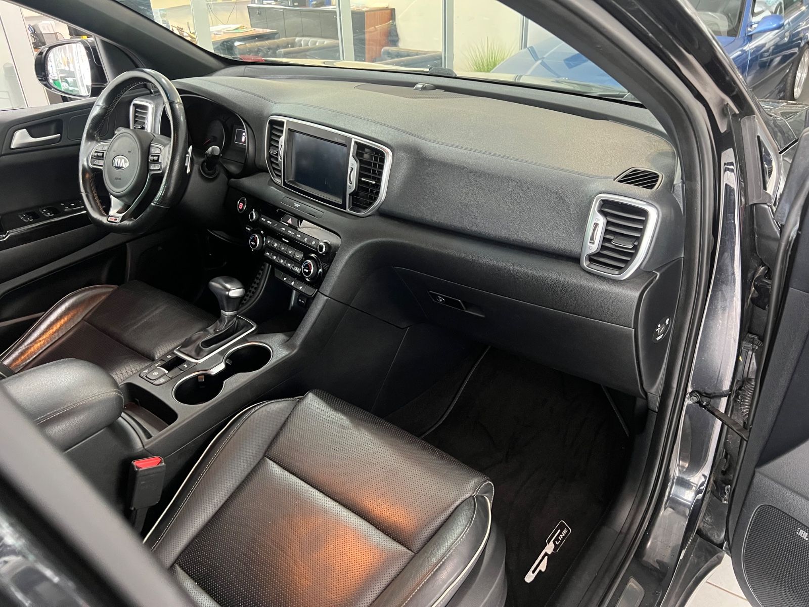 Fahrzeugabbildung Kia Sportage GT-Line 4WD Automatik *KAMERA*