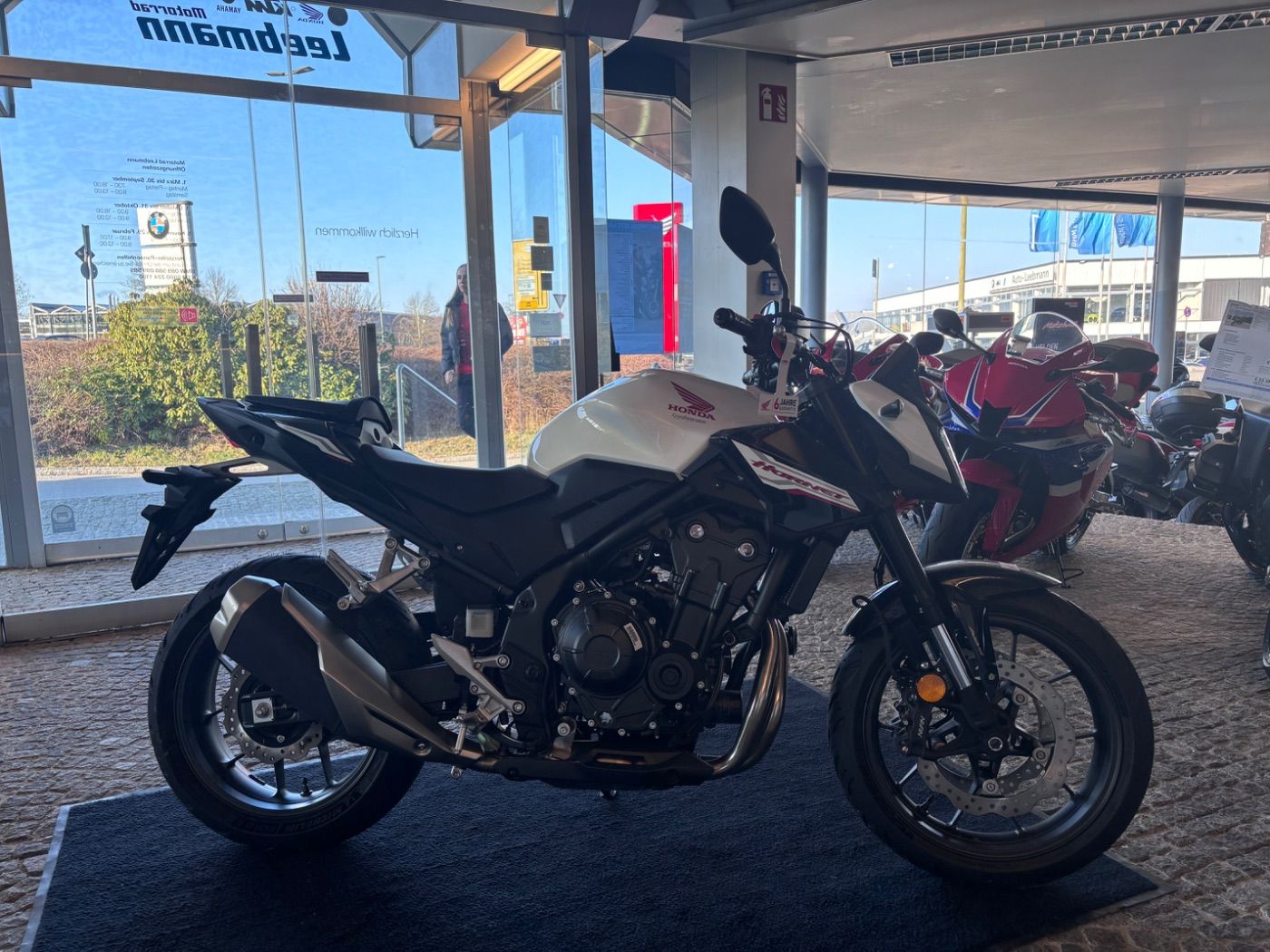 Fahrzeugabbildung Honda CB 500 Hornet 2025