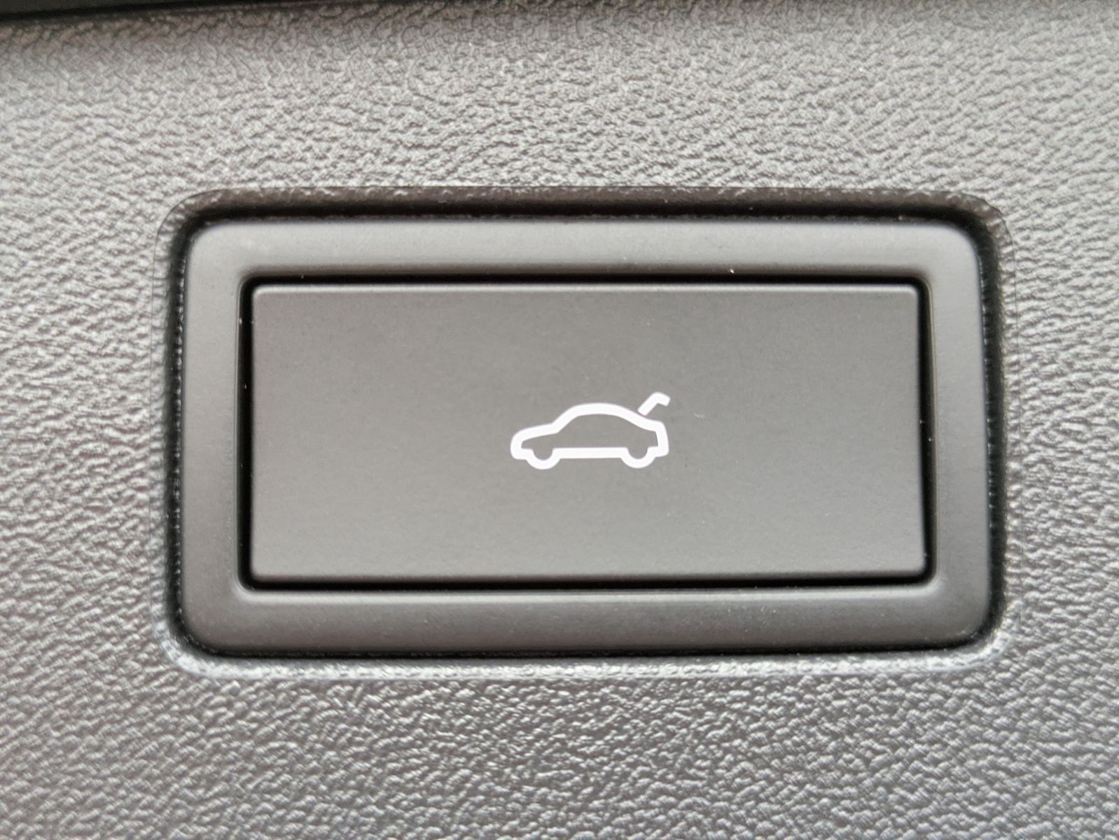 Fahrzeugabbildung Volkswagen Tiguan 2.0 TDI 4M R-Line PANO*H&K*AHK*MATRIX*20"