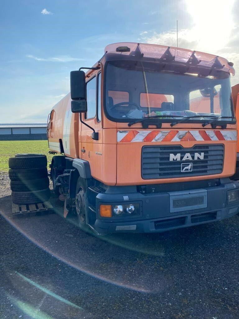 MAN ME 220 B Bucher Optifant 70
