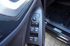 Fahrzeugabbildung Ford Focus Turnier ST-Line X Kamera Navi Carplay ACC