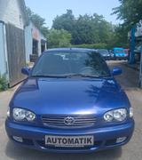 Toyota Avensis 1.6 Liftback/1.Hand vom Opa/Tüv+Insp.neu - Toyota Avensis in Karlsruhe