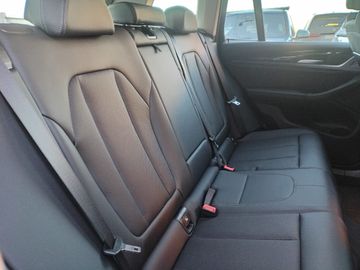 BMW X3 xDrive20d HiFi DAB LED WLAN Standhzg. RFK