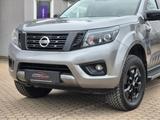 Nissan Navara NP300 2.3 dCi N-Guard Double Cab 4x4 Aut. - Nissan mit Diesel-Antrieb: Allradantrieb