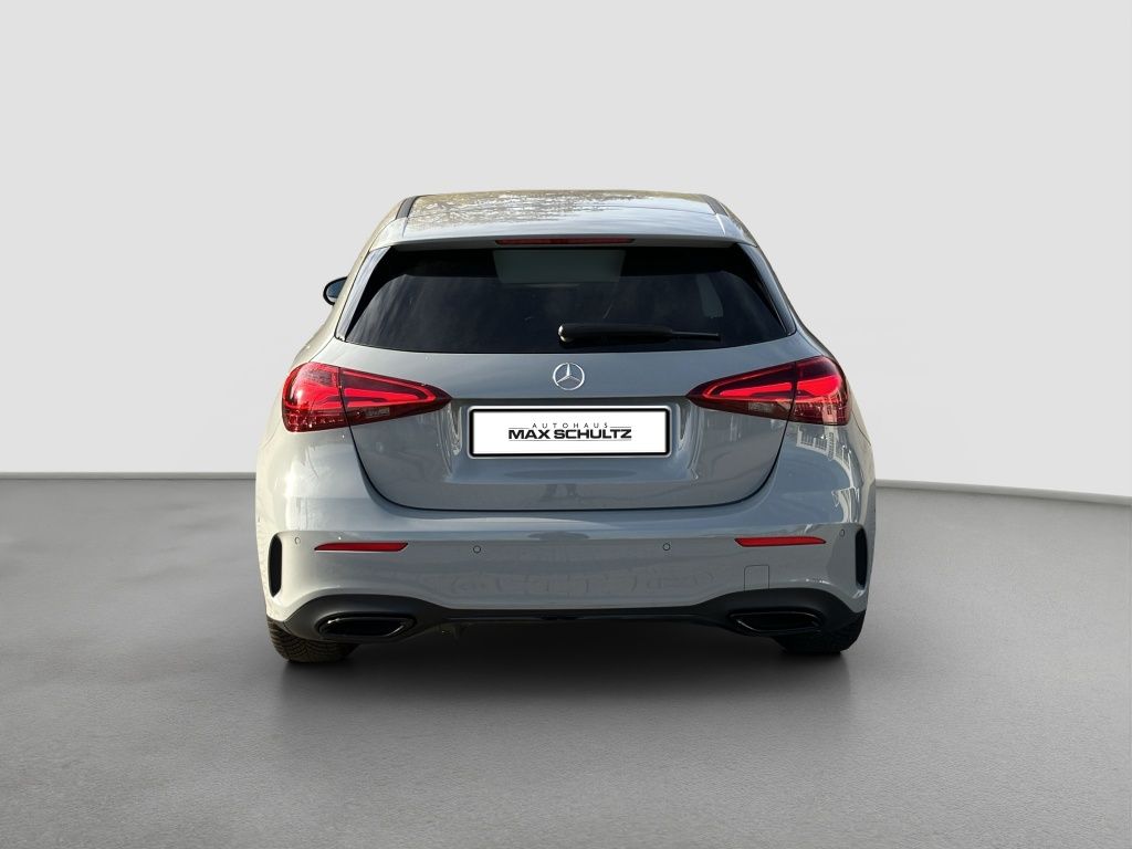 Fahrzeugabbildung Mercedes-Benz A 200 Kompaktlimousine AMG Line*Night Paket*LED