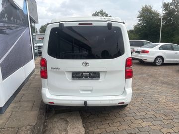 Fahrzeugabbildung Toyota Crosscamp Aufstelldach Navi RFK uvm