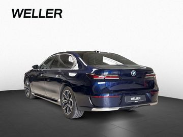BMW 740 - 9