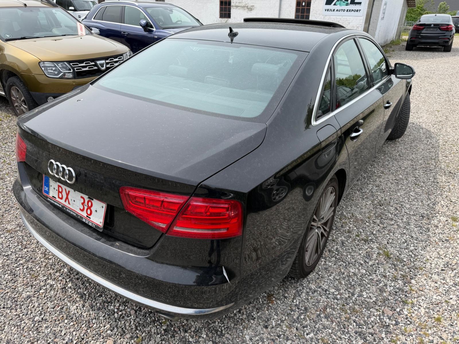 Audi A8 LANG 3.0 TDI 8G Quattro/FULL-SPEC/BOSE/360°