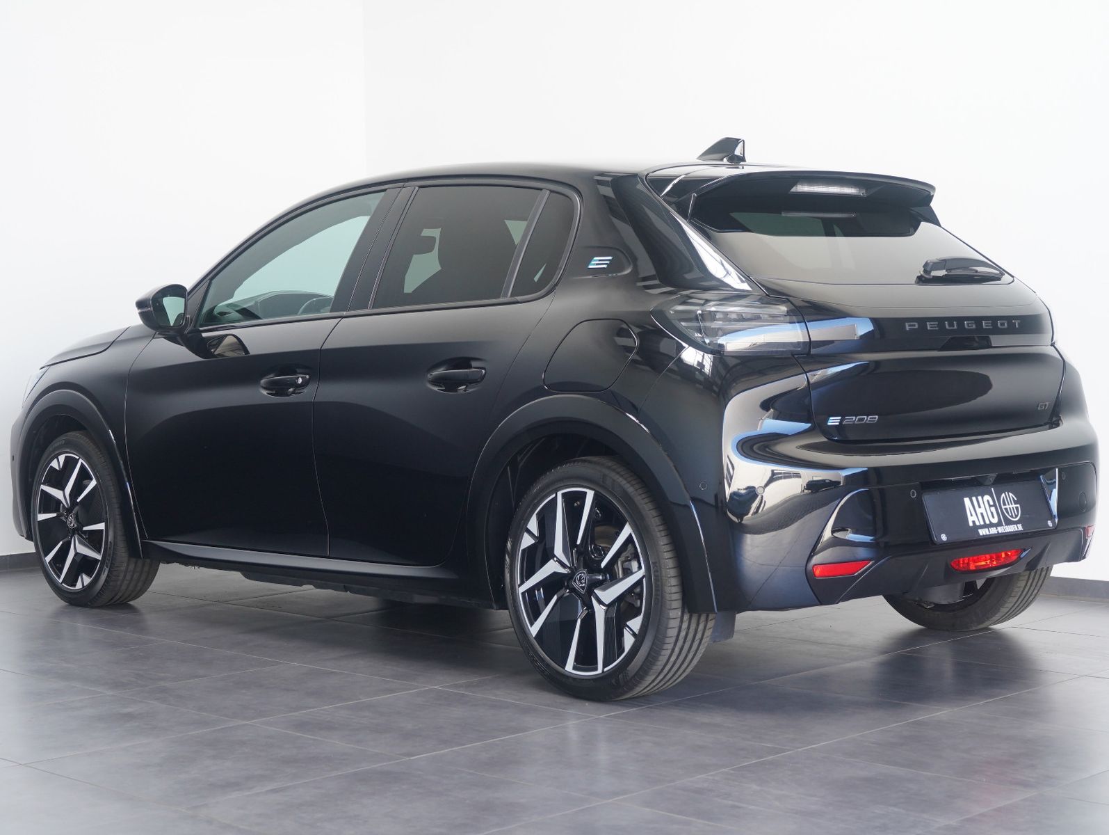 Fahrzeugabbildung Peugeot e-208 GT LED/NAVI/CARPLAY/DAB/11KW/SOH