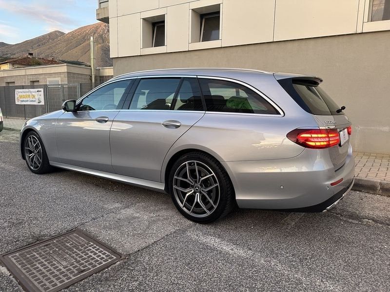 Mercedes-Benz Classe E E SW 220 d mhev Premium a imagem 3