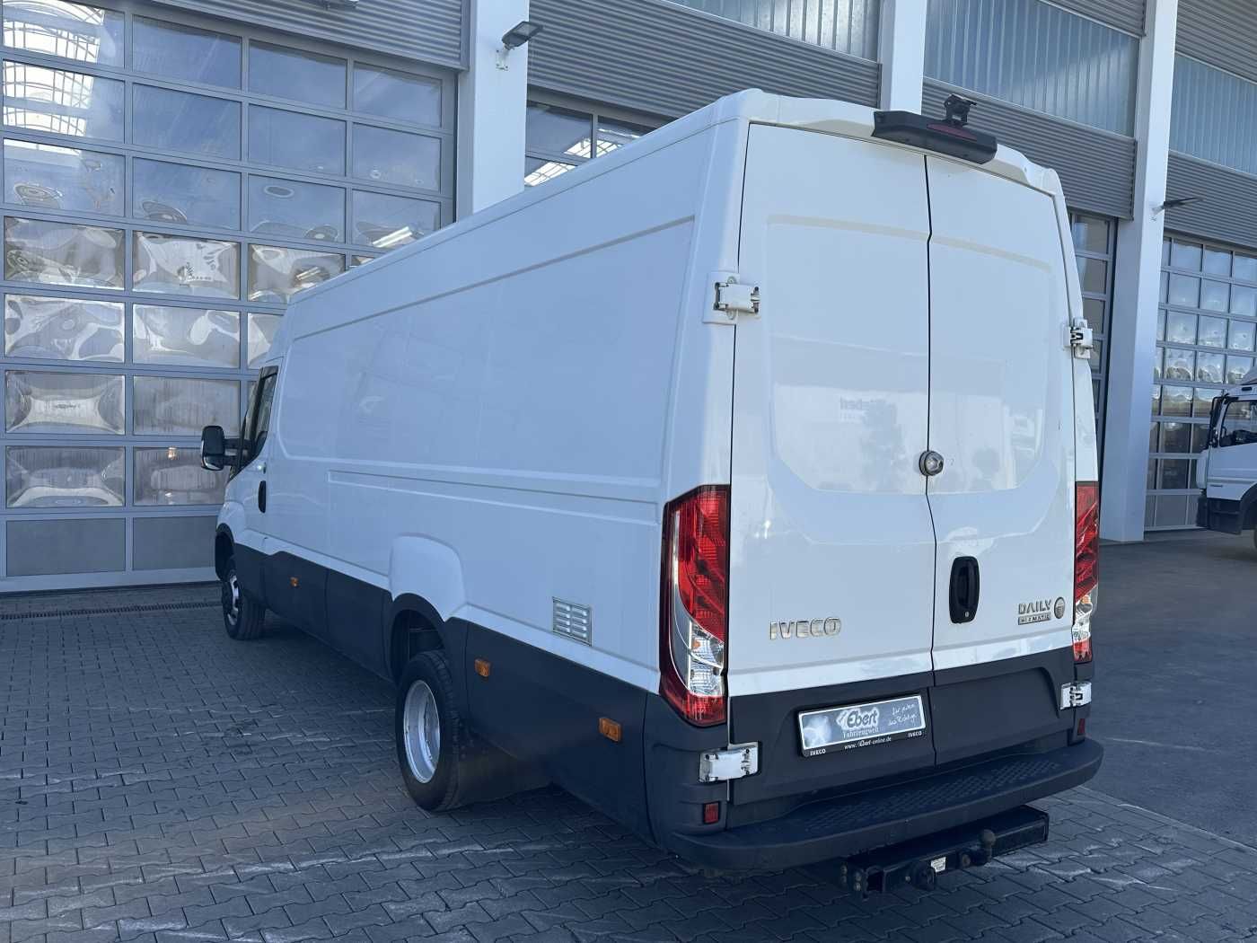 Fahrzeugabbildung Iveco Daily 50C16 R4.100mm *AHK*Automatik*Ladekran*