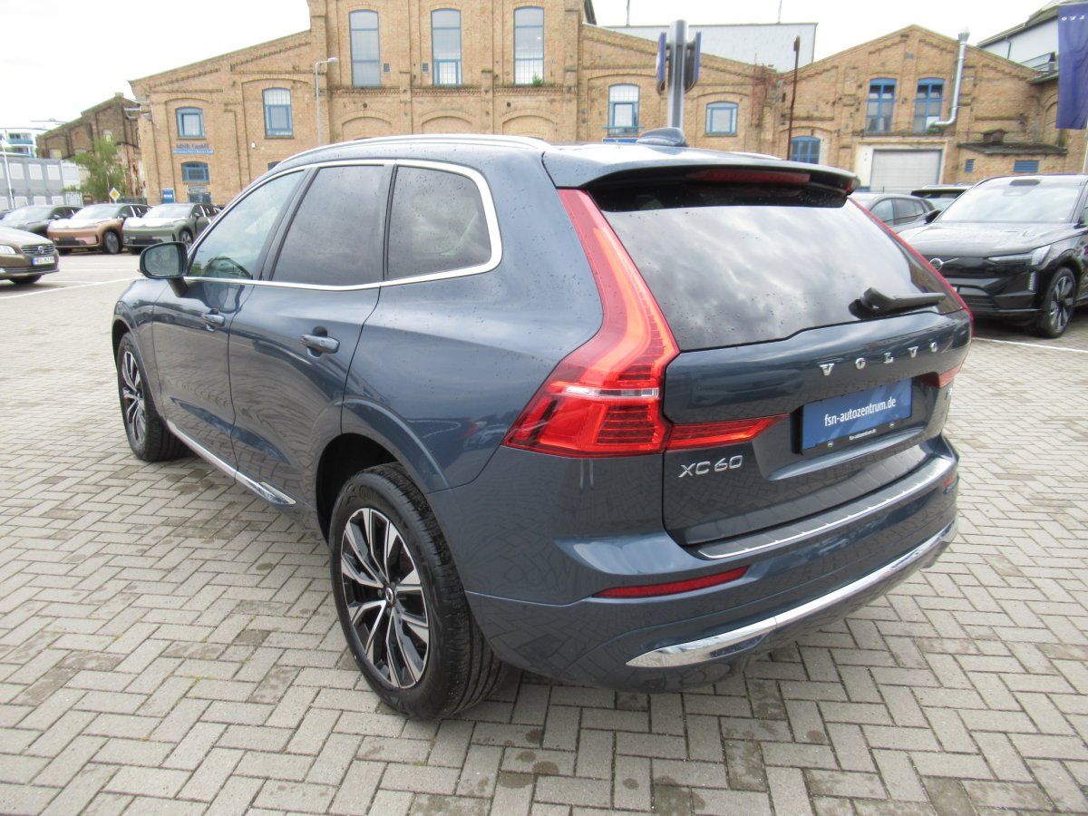 Volvo XC60 B4 Benzin Plus Bright Automatik imagem 3