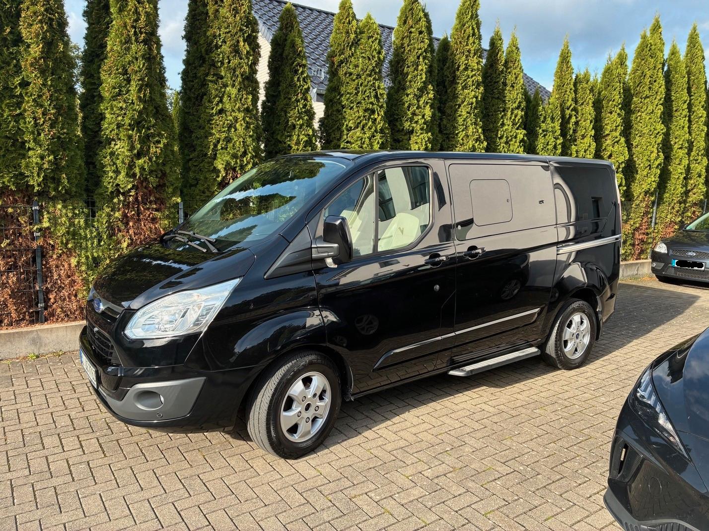 Ford Tourneo Custom