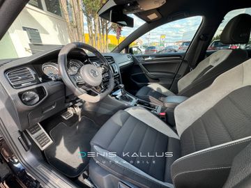 Volkswagen Golf - 4