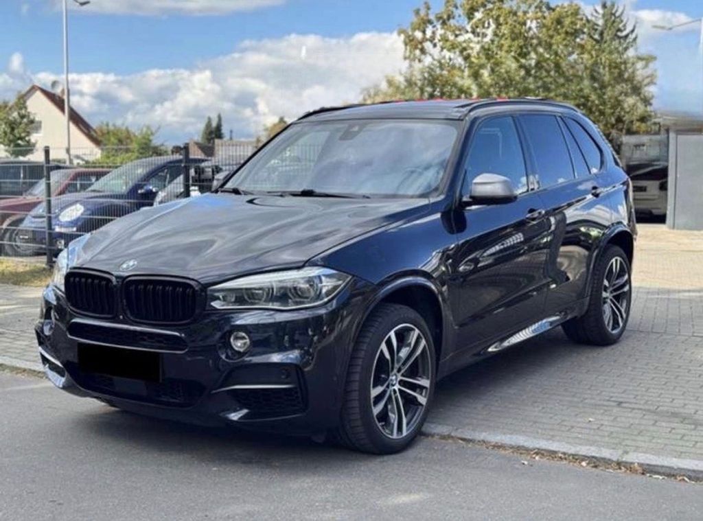 Image of BMW X5 M50