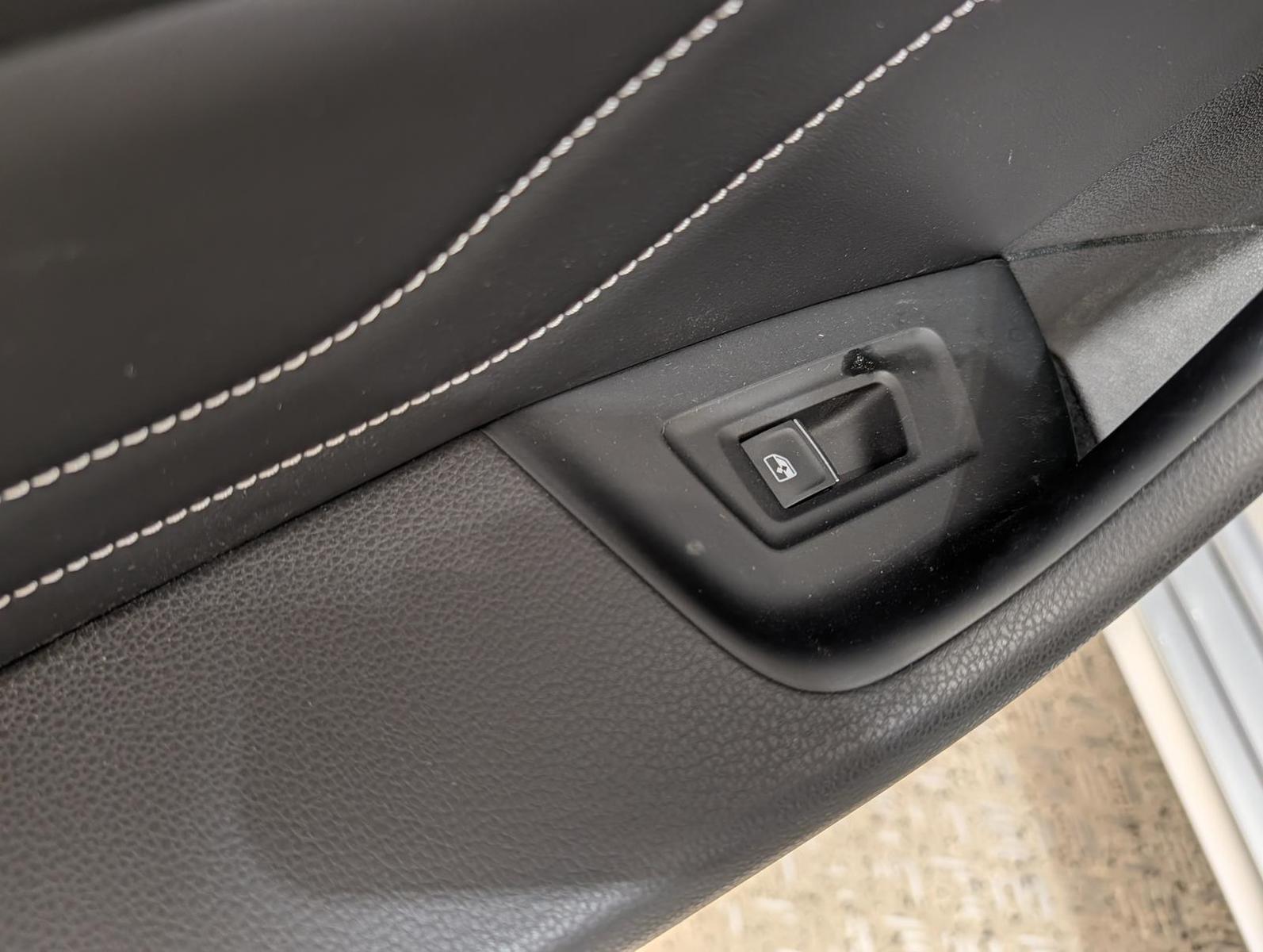 Volkswagen Passat 1.5 TSI DSG R-line ACC LED Pano L, миниатюра 11
