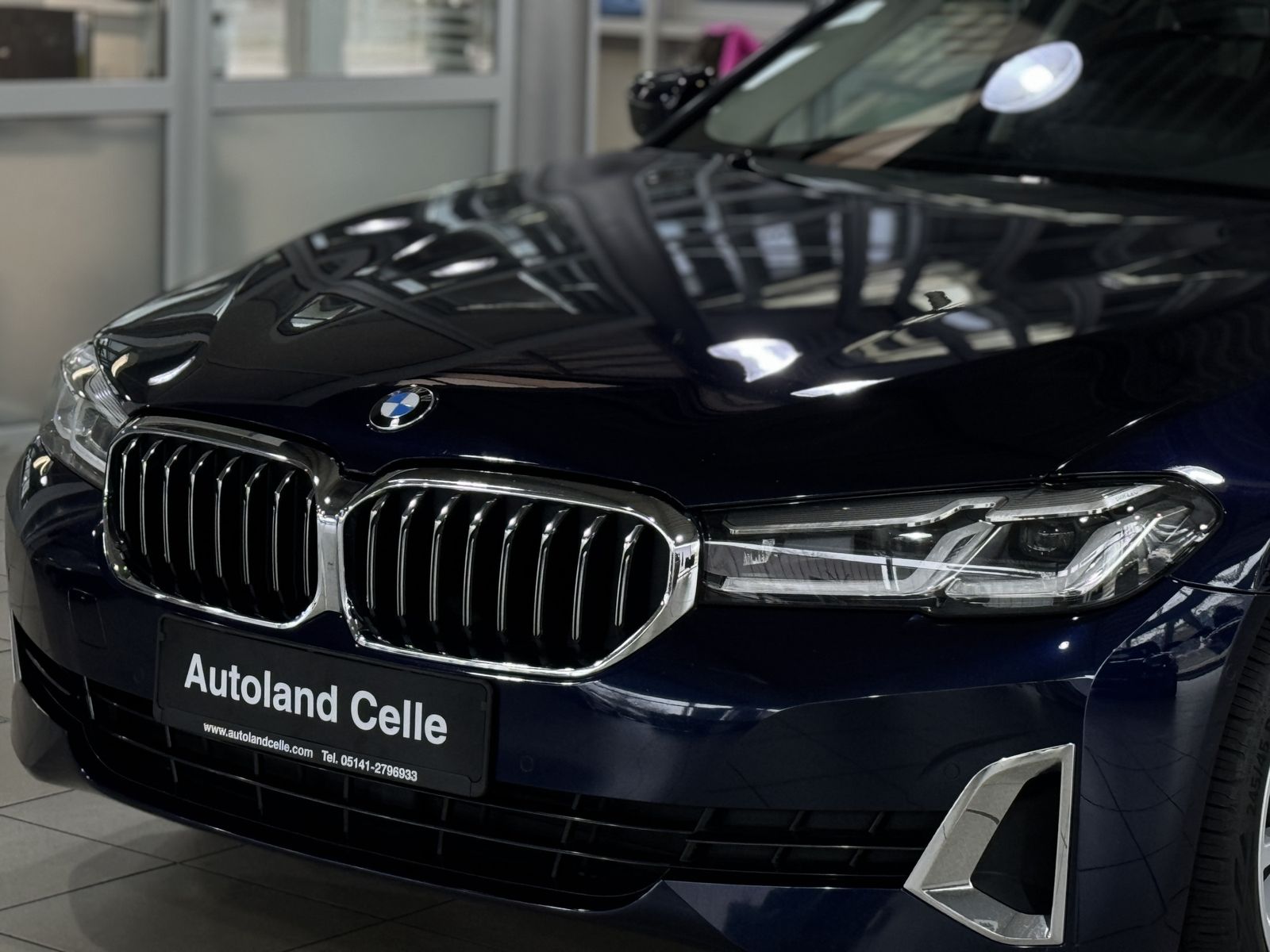 Fahrzeugabbildung BMW 540d xD Luxury Line Panorama Kamera Massage H/K