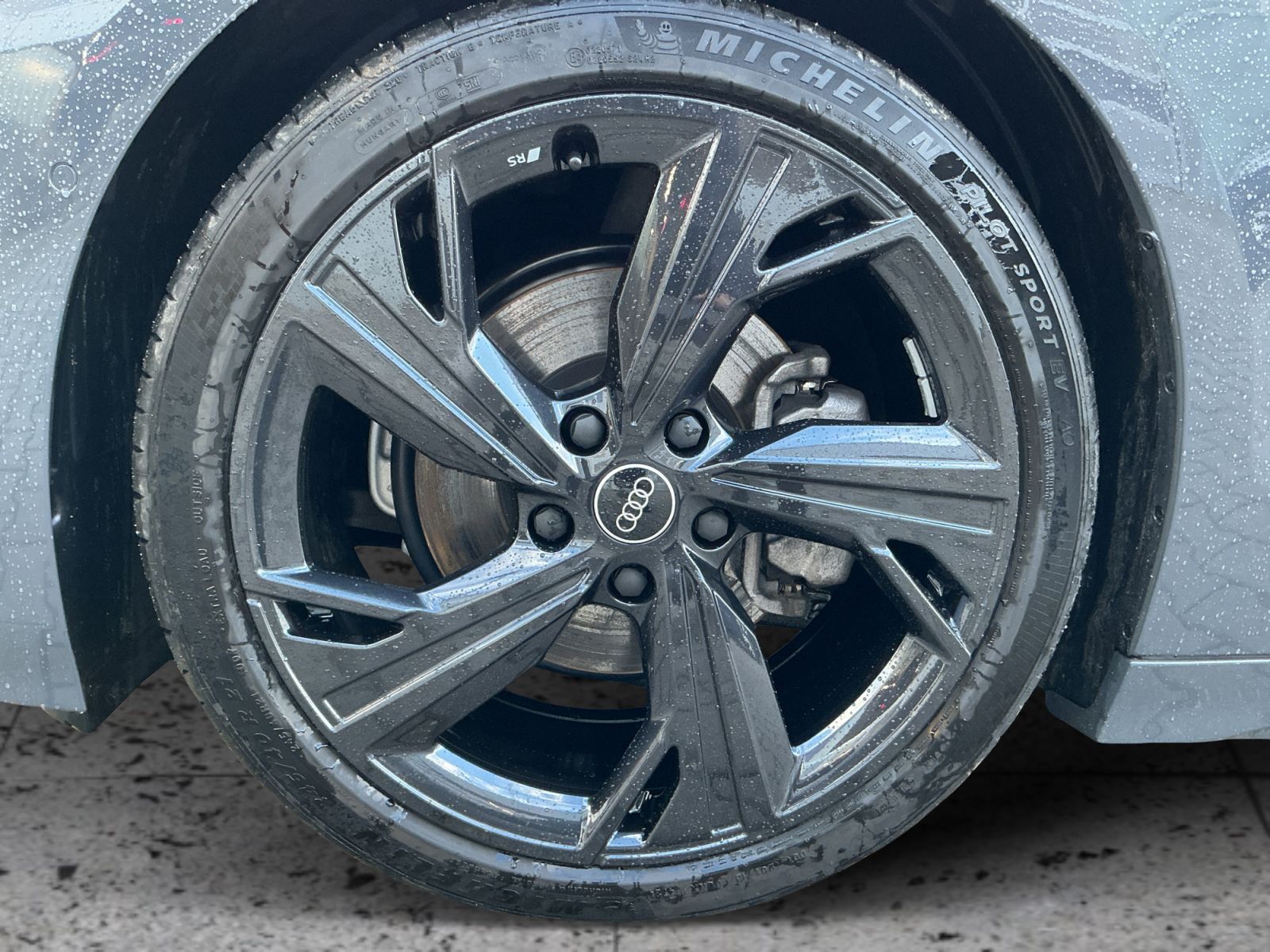 Audi A6 e-tron - Bild 8