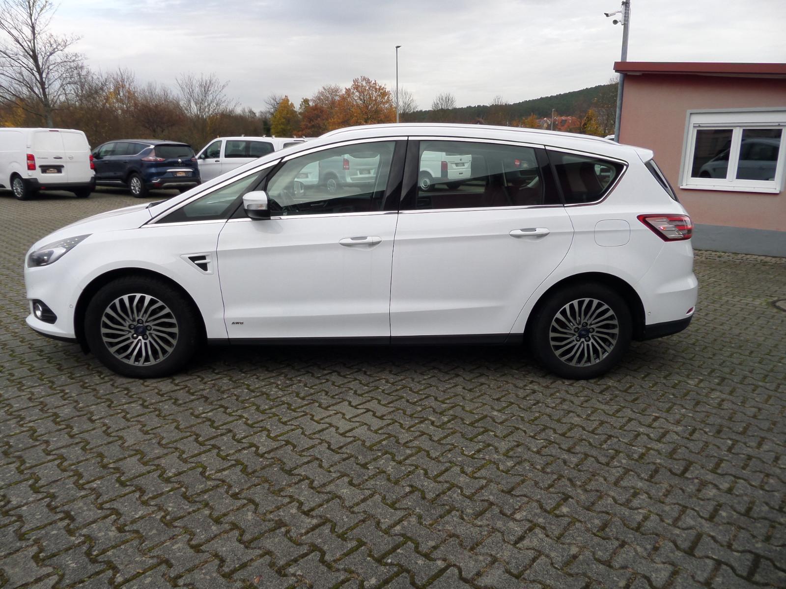 Ford S-MAX EcoBlue Titanium AWD+Turbolader-Schaden