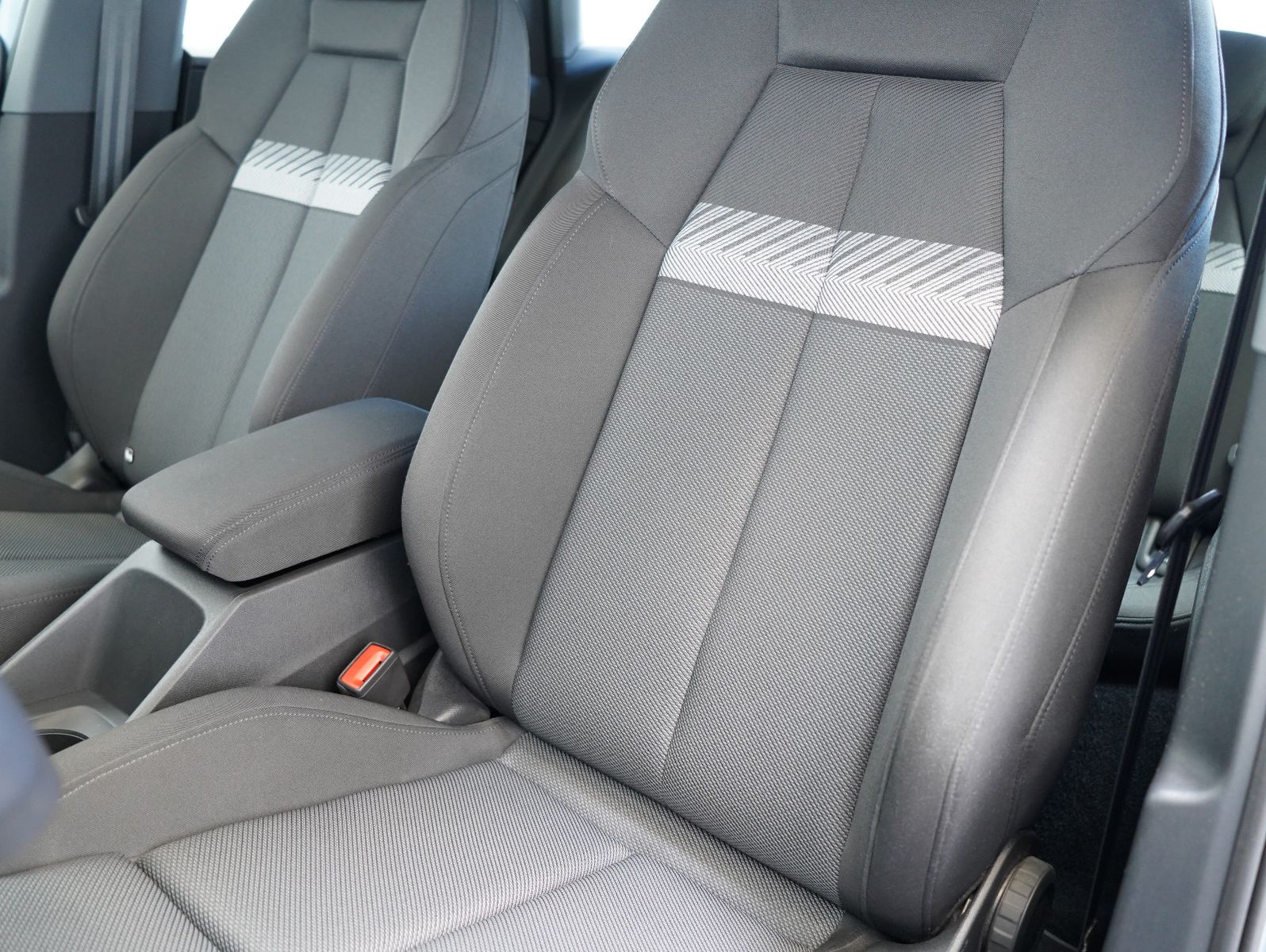 Fahrzeugabbildung Audi Q4 e-tron 50 quattro NAVI/MATRIX/LM20"