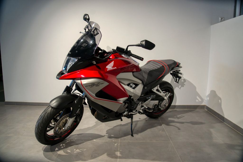Honda Crossrunner vfr 800 x Motorrad kaufen bei mobile.de