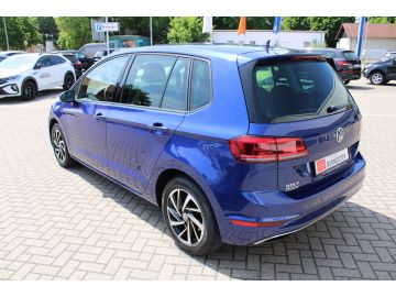Fahrzeugabbildung Volkswagen Golf Sportsvan VII Join 1.0 TSI DSG ACC Navi vo+
