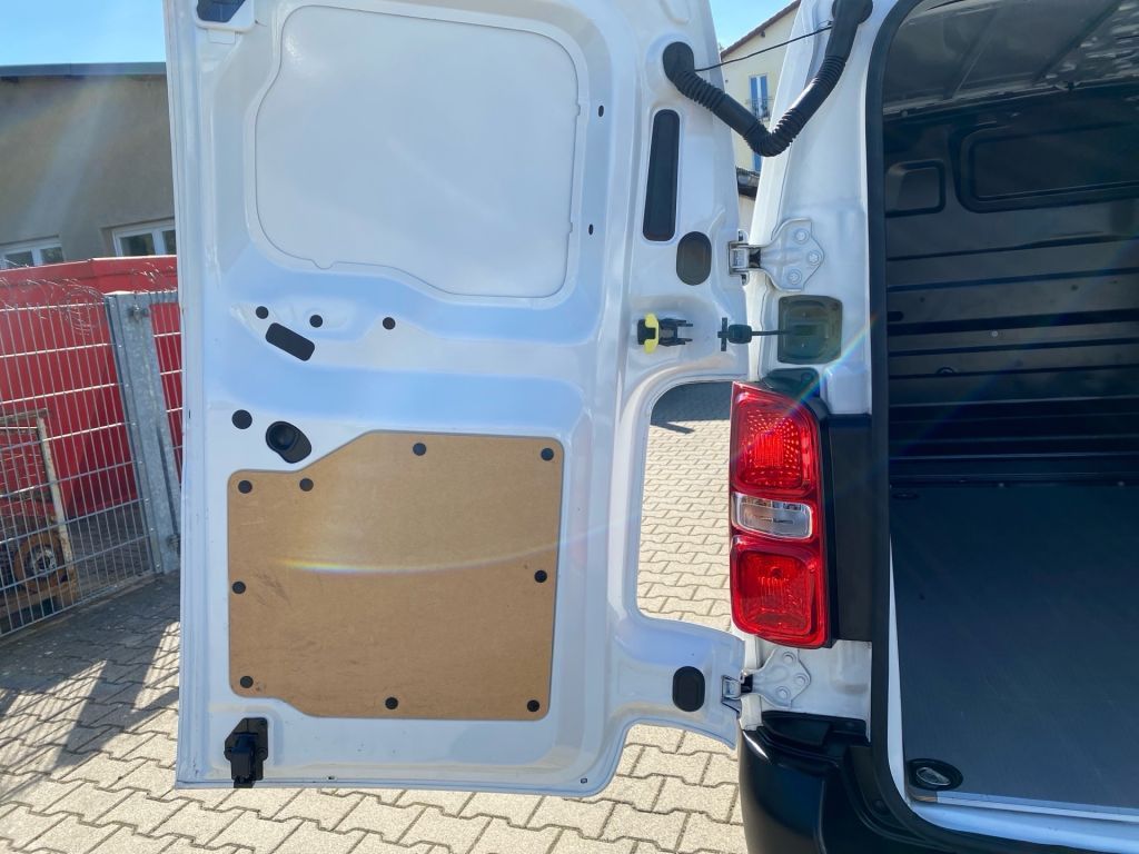 Fahrzeugabbildung Citroën Jumpy XS BlueHDi 95 Profi