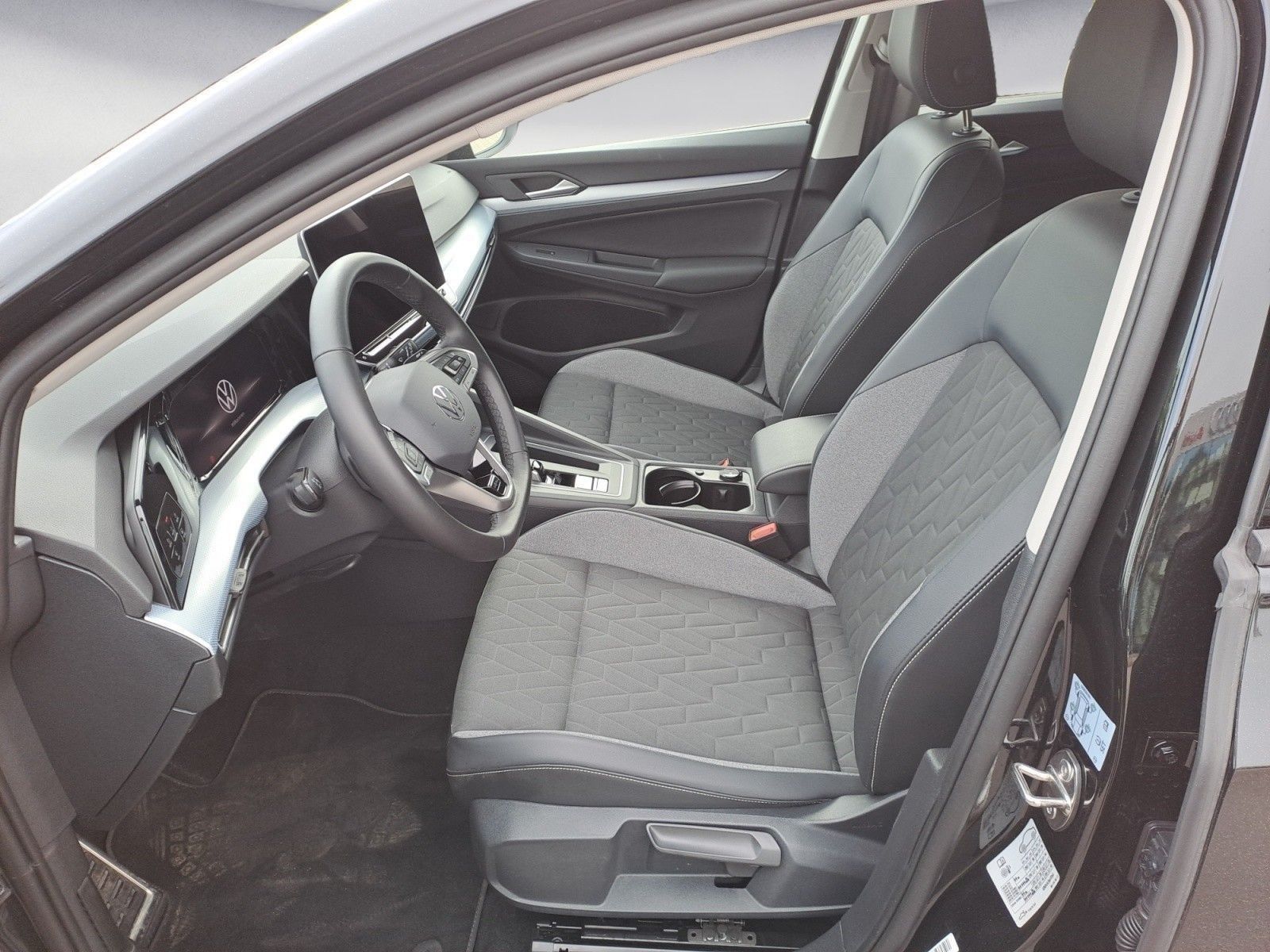 Volkswagen Golf - Bild 8