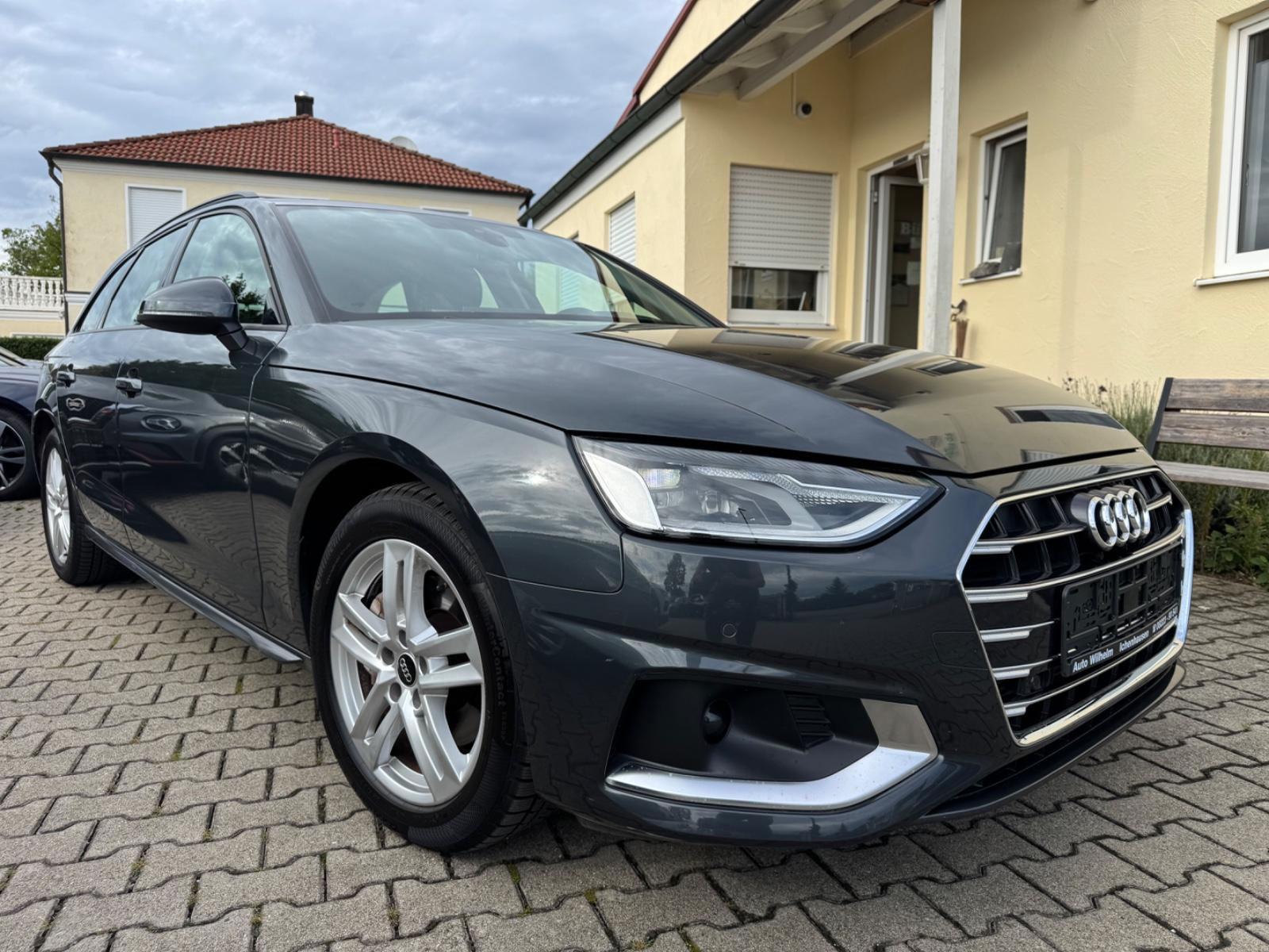 Audi A4 Avant 40 TFSI advanced Tempomat PDC Navi SHZ
