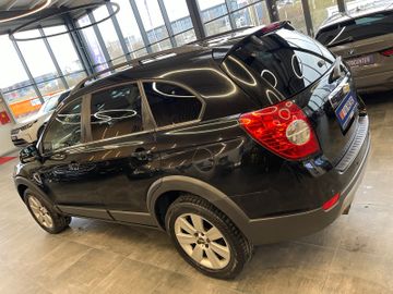 Chevrolet Captiva 2.0 D LT 4WD *7.SITZER*ALLRAD*KLIMA*