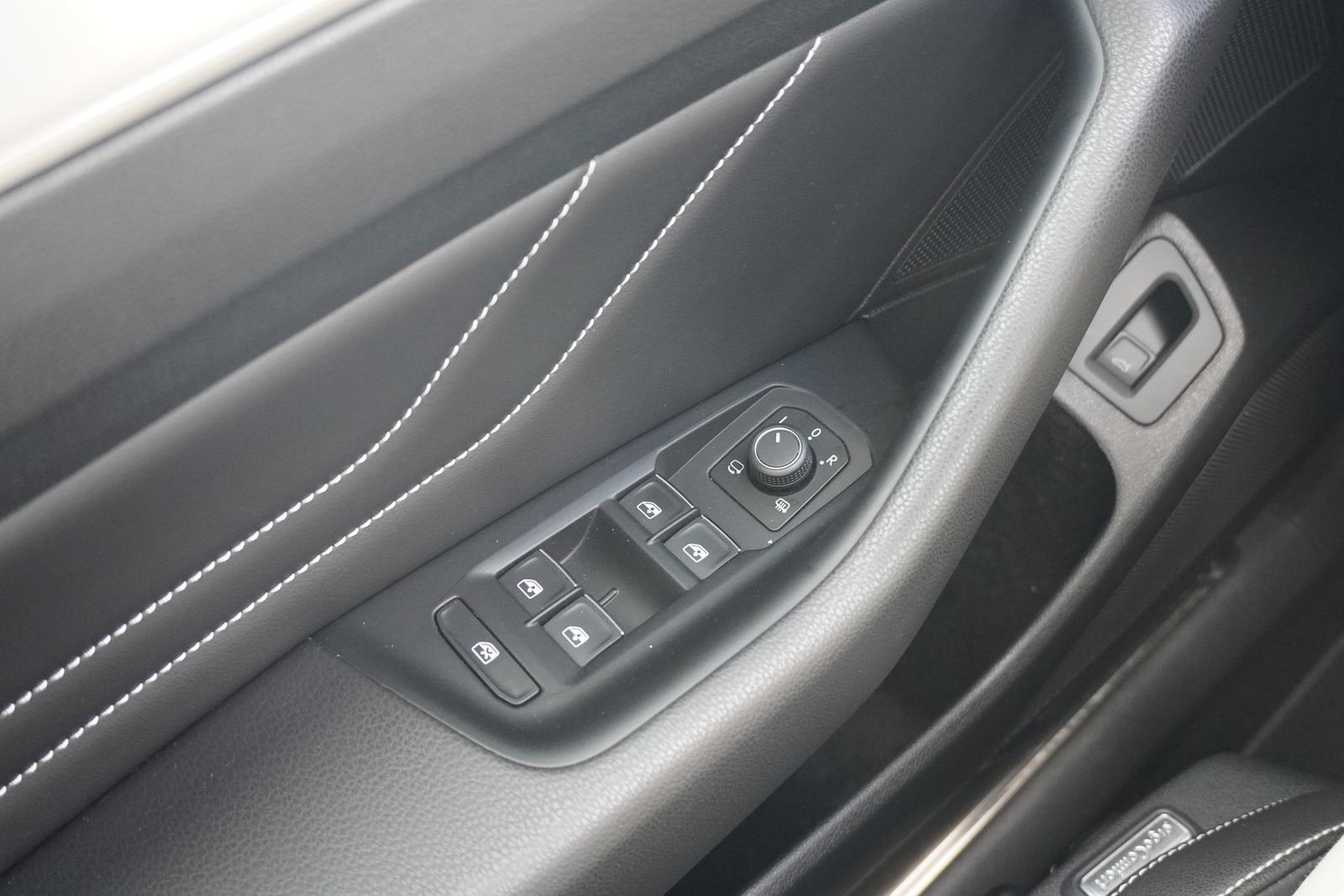 Volkswagen Passat 1.5 TSI Elegance LED Sitzheizung, миниатюра 21