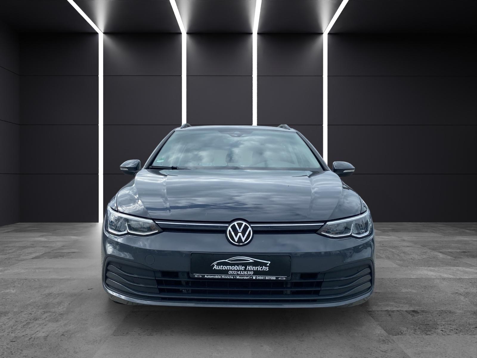 Volkswagen Golf VIII Variant Life eTSI AHK