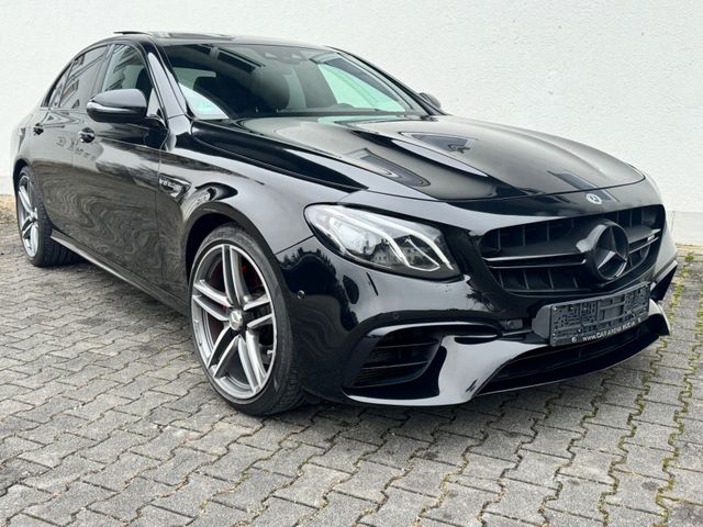 Mercedes-Benz E 63 AMG 4Matic+ ! Head-up ! Panorama! Burmester