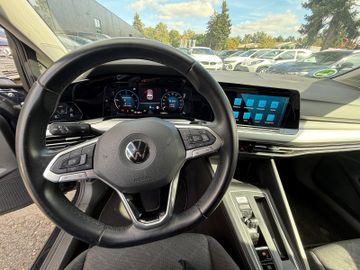 Volkswagen Golf - 10