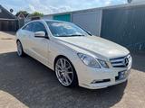 Mercedes-Benz E 250 Coupé E 250 BlueEFFICIENCY ELEGANCE EL... - Mercedes-Benz E 250: Elegance