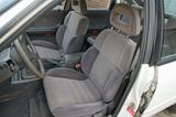 Mazda 626 2.0i GLX GD, super zuverlässiger Oldtimer - Mazda 626 mit Benzin-Antrieb: Limousine