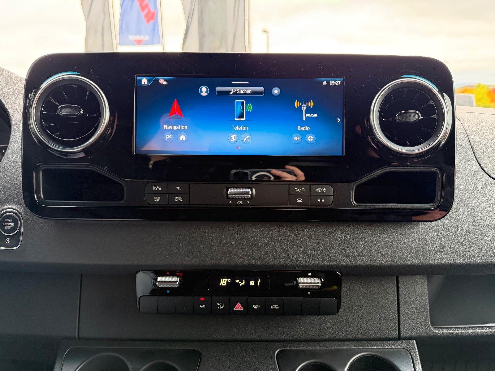 Fahrzeugabbildung Mercedes-Benz Sprinter 317 CDI 3665 9G AHK3,5to Klima Schwing