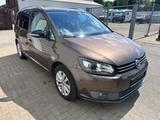 Volkswagen Touran Style/Automatik,AHK/Alu - VW Touran Gebrauchtwagen in Düsseldorf