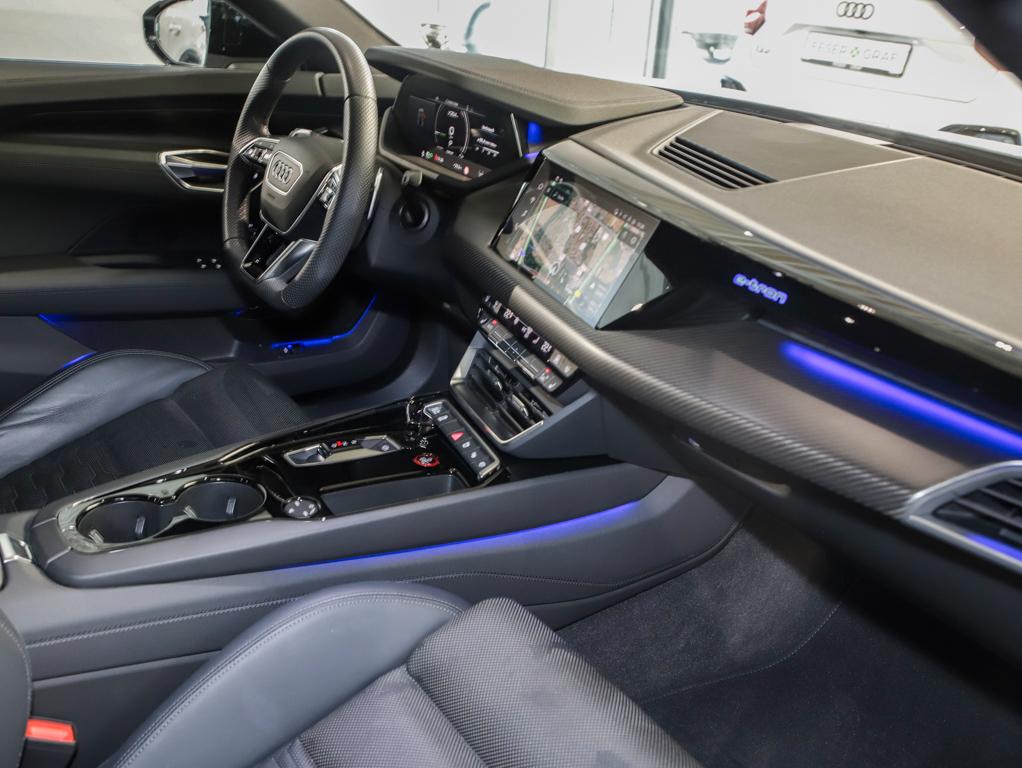 Audi e-tron GT qu. B&O Leder Luftf Matrix Wärmep 360°