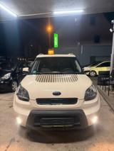 Kia KIA Soul Spirit Panorama Euro4 Mega Optik - Kia Soul Spirit mit Benzin-Antrieb