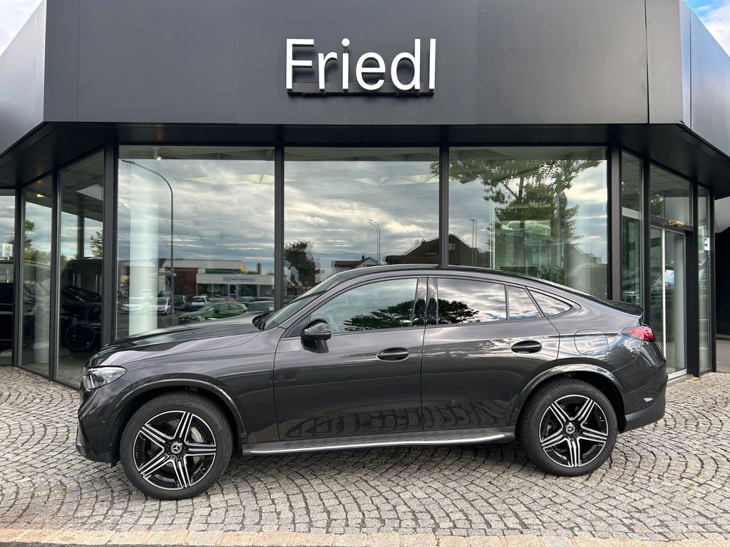 Image of Mercedes-Benz GLC 300