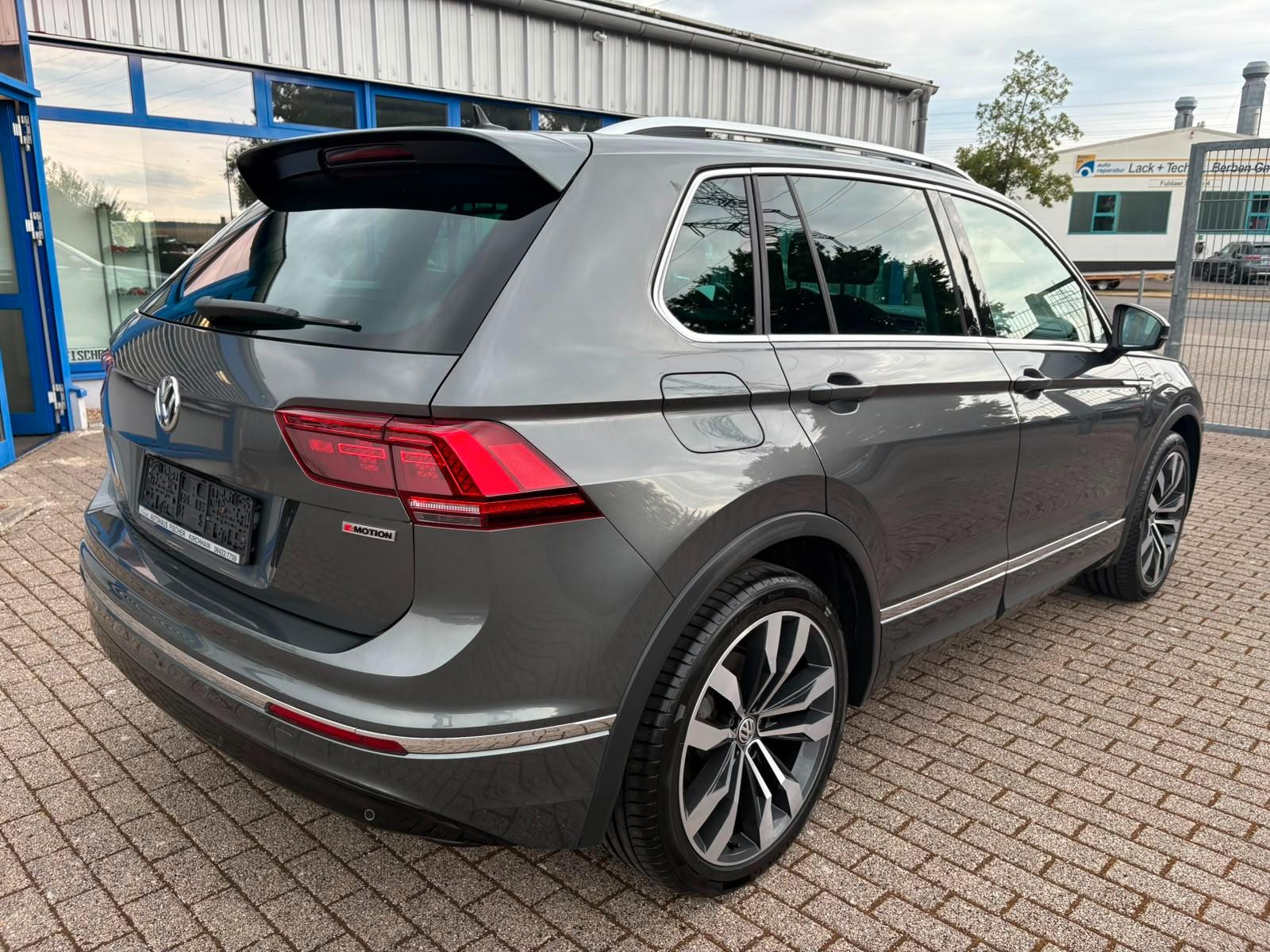 Volkswagen TIGUAN 2.0 TDI DSG 4M HIGHL. R LINE PSHD LM20"