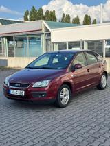 Ford Focus 1,6 GHIA / Super Austattung & A... - Ford Focus aus 2006: 1.6