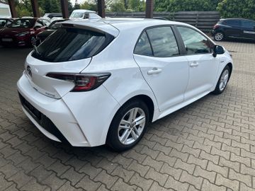 Toyota Corolla - 4