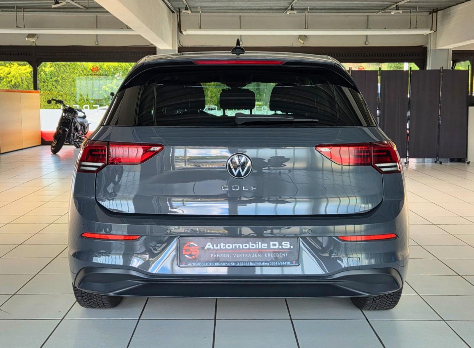 Volkswagen Golf VIII Lim. Life +ACC+ +NAVI+ +VIRTUAL+ +PDC+, миниатюра 6