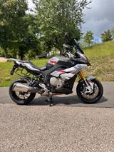 BMW S1000XR