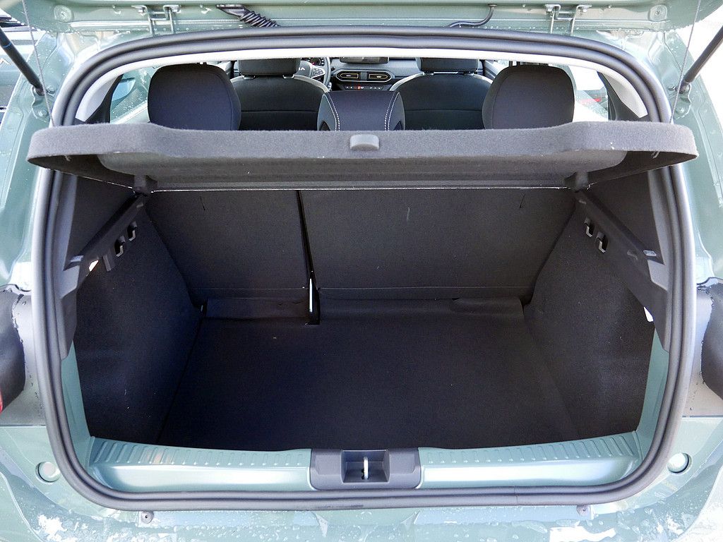 Fahrzeugabbildung Dacia Sandero Stepway Expression TCe 90