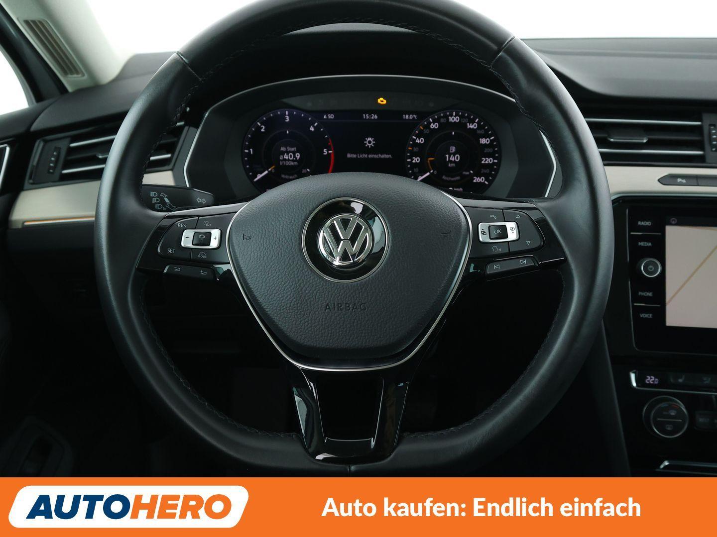 Volkswagen Passat 2.0 TDI Highline BMT Aut.*NAVI*ACC*PDC*SH
