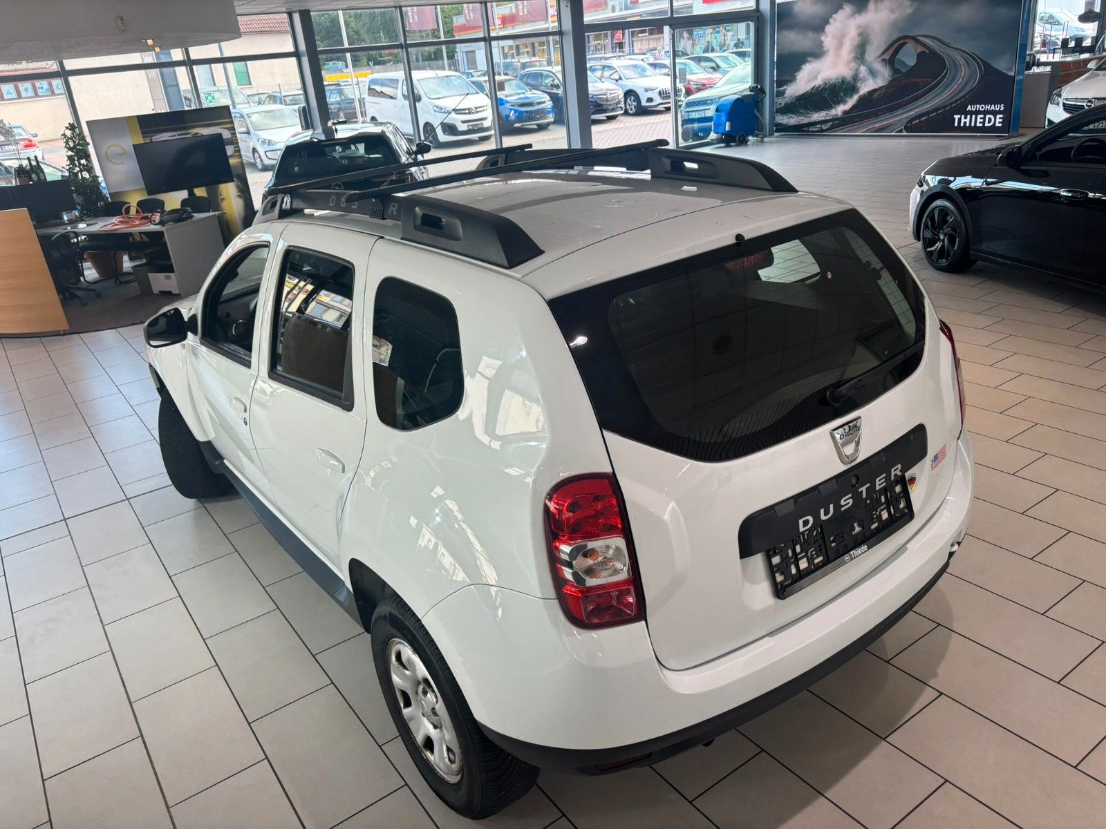 Fahrzeugabbildung Dacia Duster 1.2 92KW 2WD NAVI/ALLWETTER/5-GANG