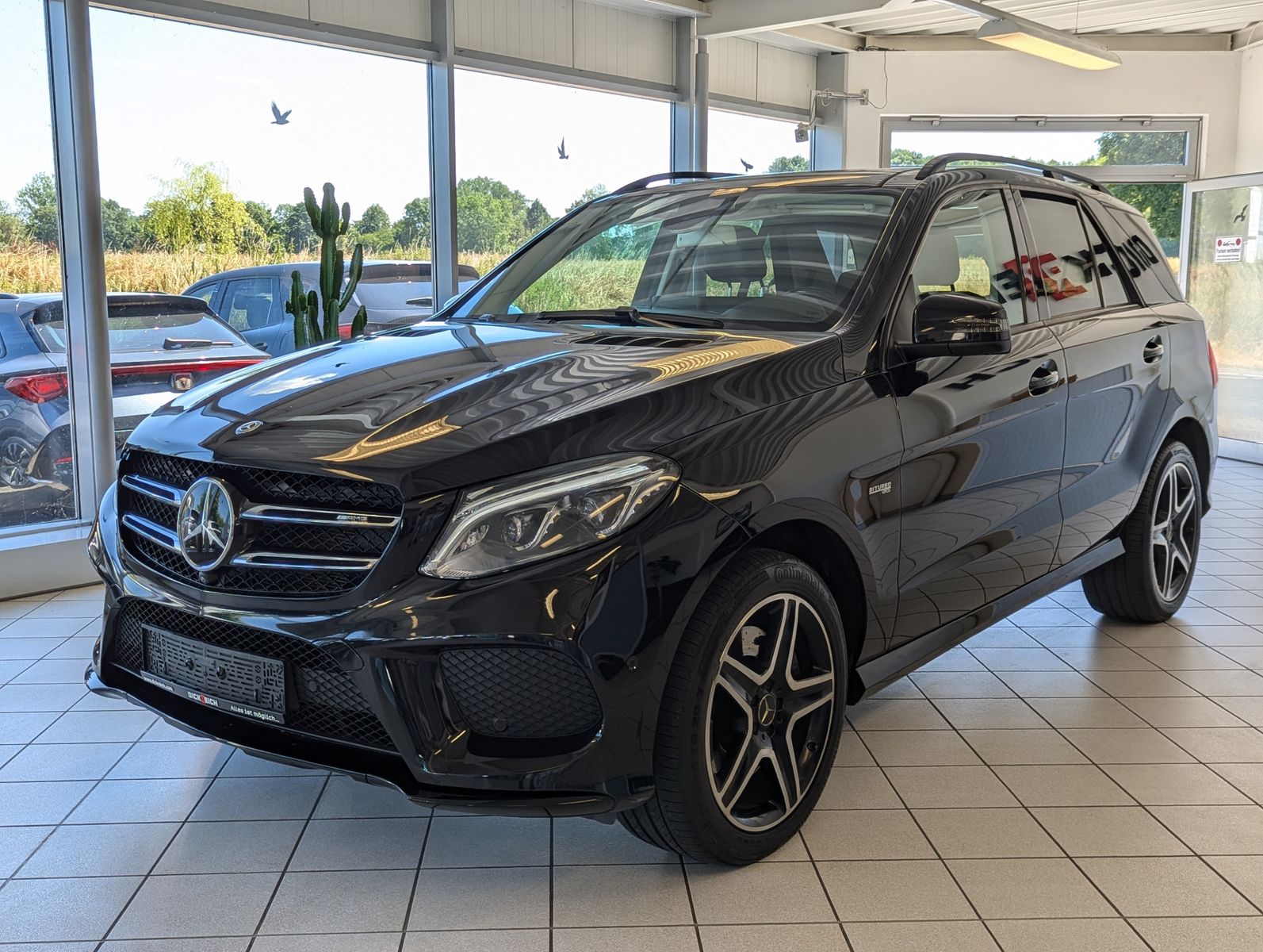 MERCEDES-BENZ GLE 43 AMG 4M Pano designo StHz ACC 360° H/K AHK - Image 3